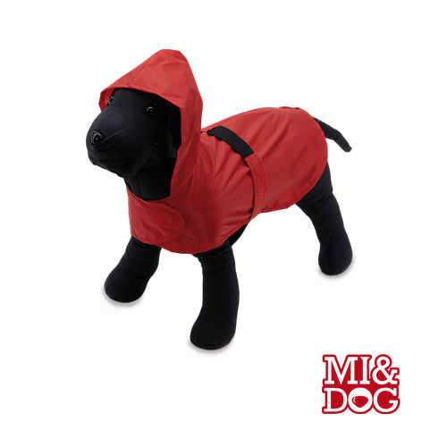 Impermeable rojo con capucha y abertura para la correa